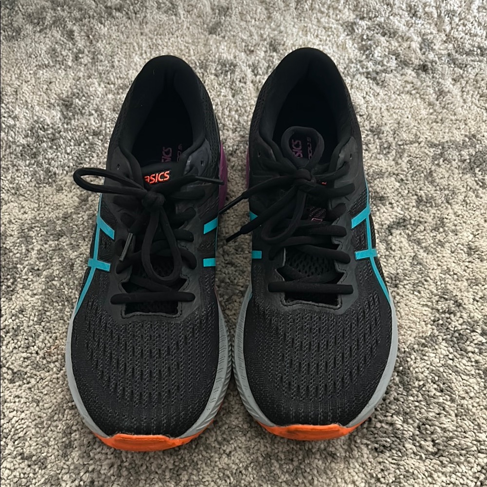 Women’s Asics Running Shoes